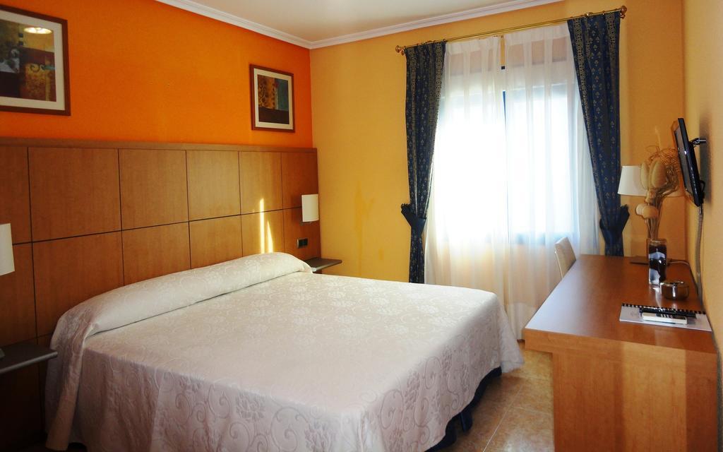 Hotel Mirador Velilla de San Antonio Zewnętrze zdjęcie
